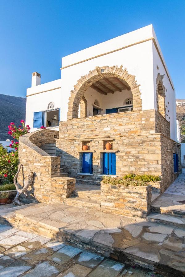 Traditional House By The Sea Istérnia Eksteriør bilde